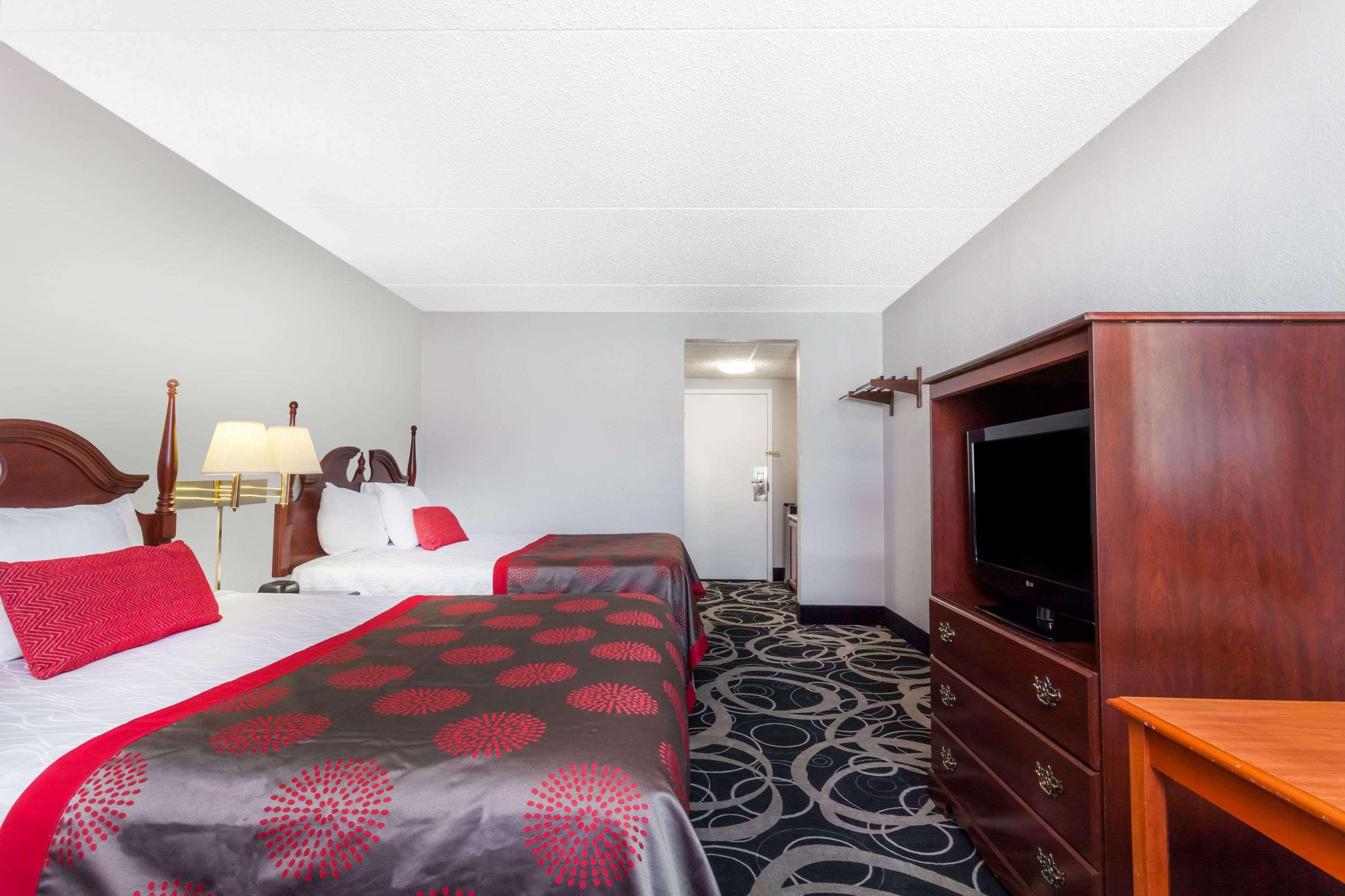 Ramada By Wyndham Henderson/Evansville Exterior foto