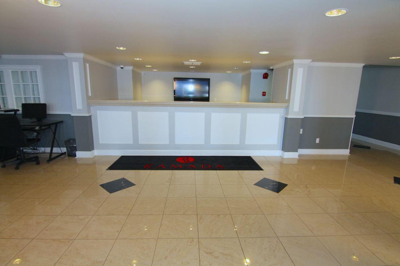 Ramada By Wyndham Henderson/Evansville Exterior foto